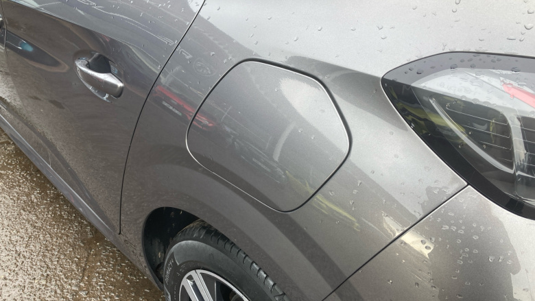 Peugeot 208 1.2 PureTech 100 Allure Premium 5dr Petrol Hatchback